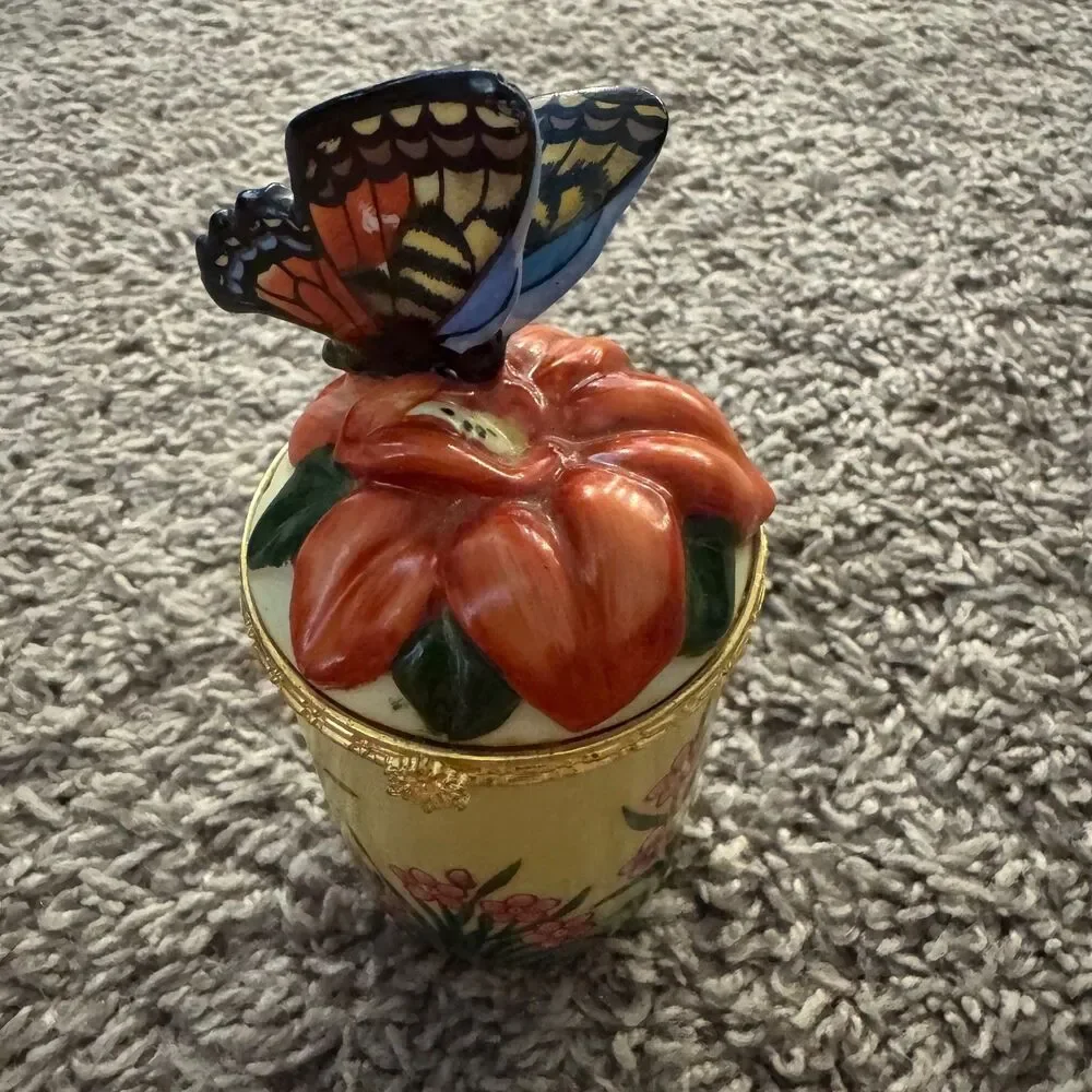 Vintage Bombay Co Porcelain Butterfly Flower Hinged Trinket Box Candle Holder